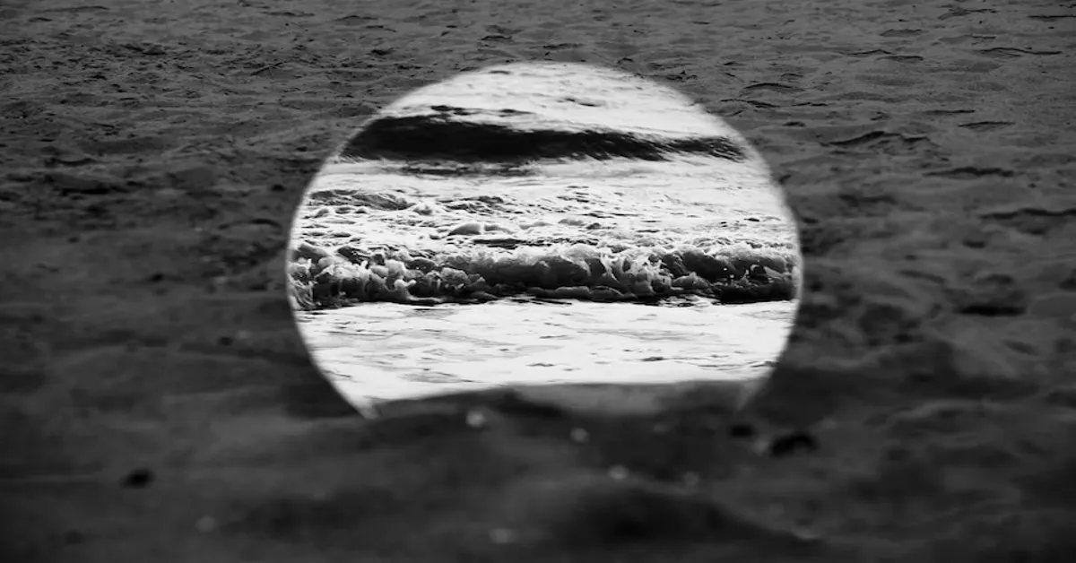 The Hole Is Open